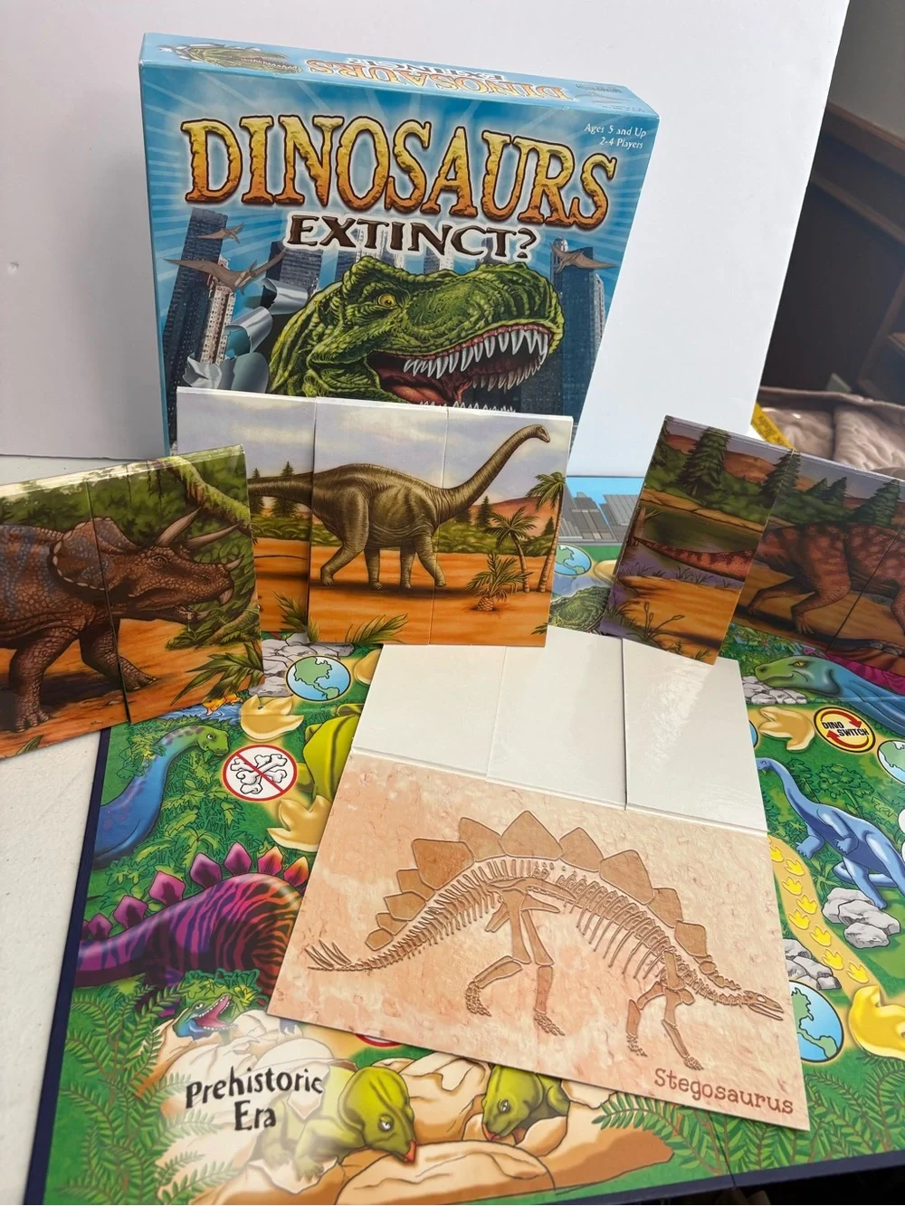 Dinosaurs Extinct? Game by Briarpatch Complete NO Extra Dinosaurs - Bones